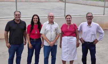 Dr. Laércio e Dorinha visitam obra da construção da quadra do Boa Vista