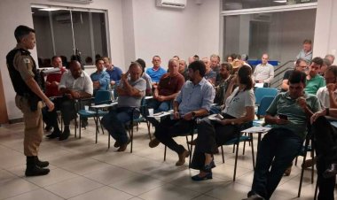 Polícia Militar Fortalece Diálogo com Comunidade Rural em Nova Era