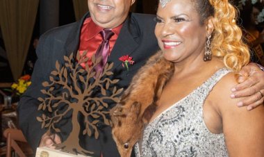 Will Jony homenageado em Baile de Gala em Alvinópolis