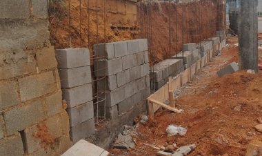 Muro do Cemitério do Baú será concluído antes do Dia de Finados