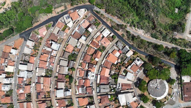 Prefeitura de João Monlevade Acelera Obras e Entrega Asfalto Novo em Vários Bairros