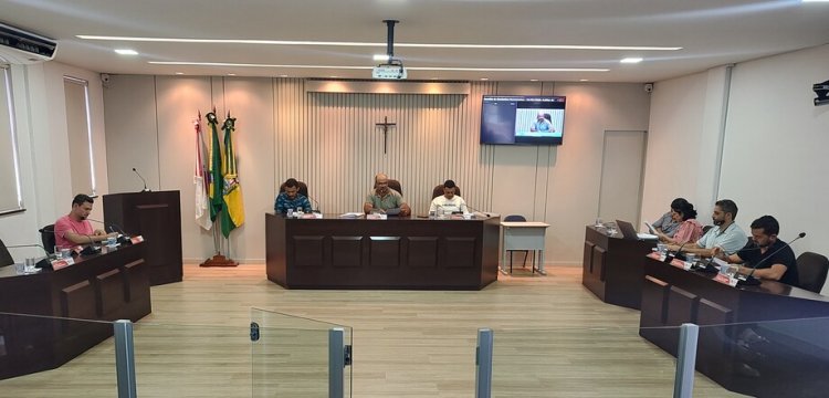 ​Câmara de São Gonçalo avança com projetos que garantem reajuste salarial e aumento no vale-alimentação