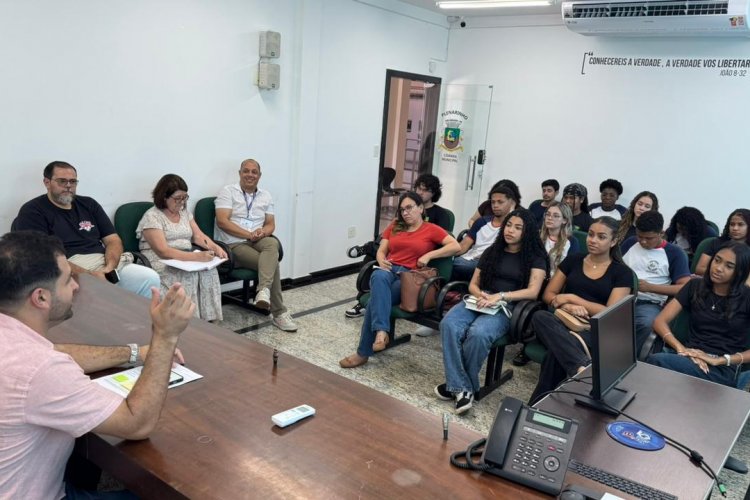 Câmara de João Monlevade discute destinação de R$ 100 mil para formaturas da rede pública