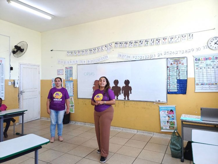 Maio Laranja: Creas leva "Semáforo do Toque" às escolas de João Monlevade para combater a violência infantil