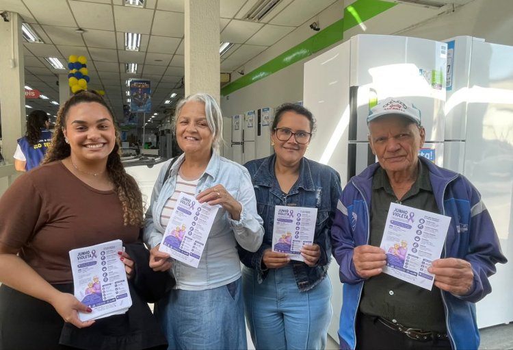 Secretaria de Assistência Social realiza blitz educativa em alusão ao Junho Violeta